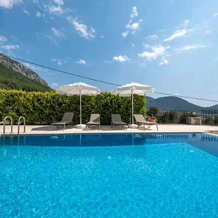 别墅 Mediterranean Breeze - Family-friendly Luxury - By Sunworld *