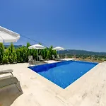 فيلة Mediterranean Breeze - Family-friendly Luxury - By Sunworld *